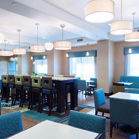 Hampton Inn Saskatoon South Zewnętrze zdjęcie