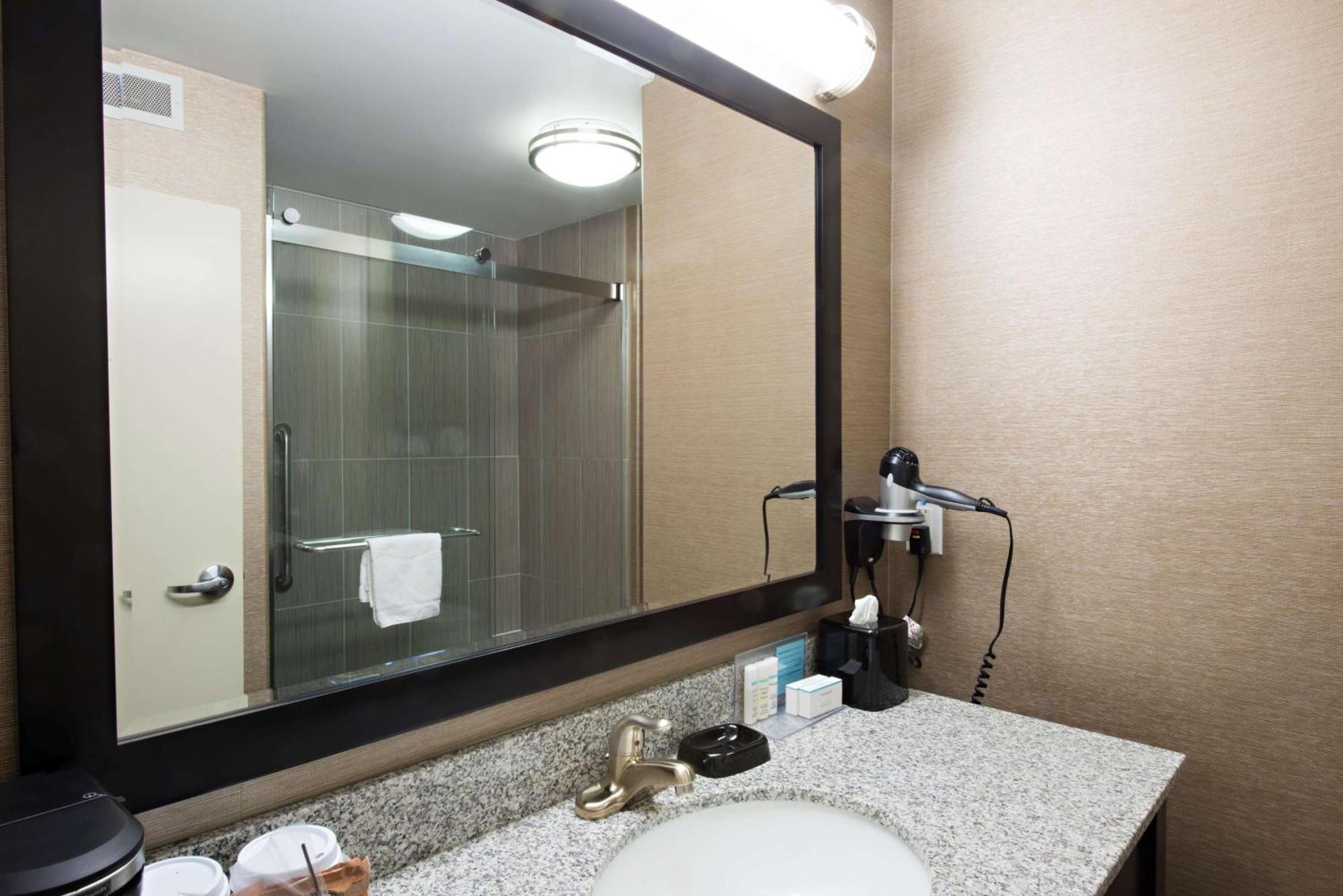 Hampton Inn Saskatoon South Zewnętrze zdjęcie