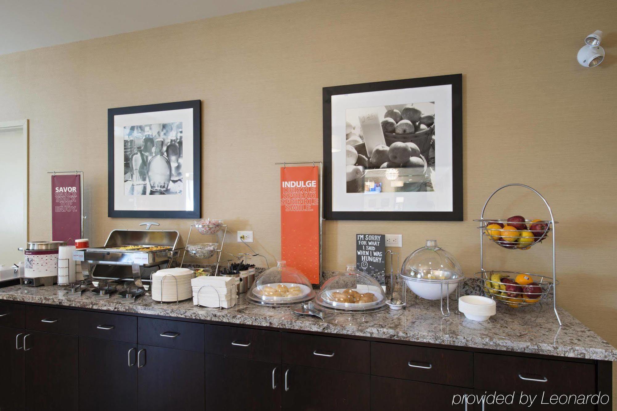 Hampton Inn Saskatoon South Zewnętrze zdjęcie