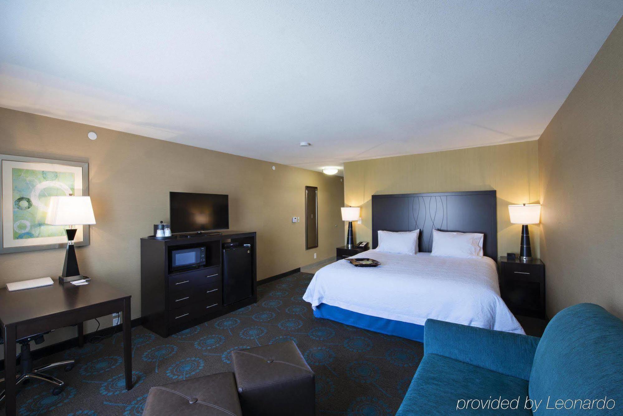 Hampton Inn Saskatoon South Zewnętrze zdjęcie